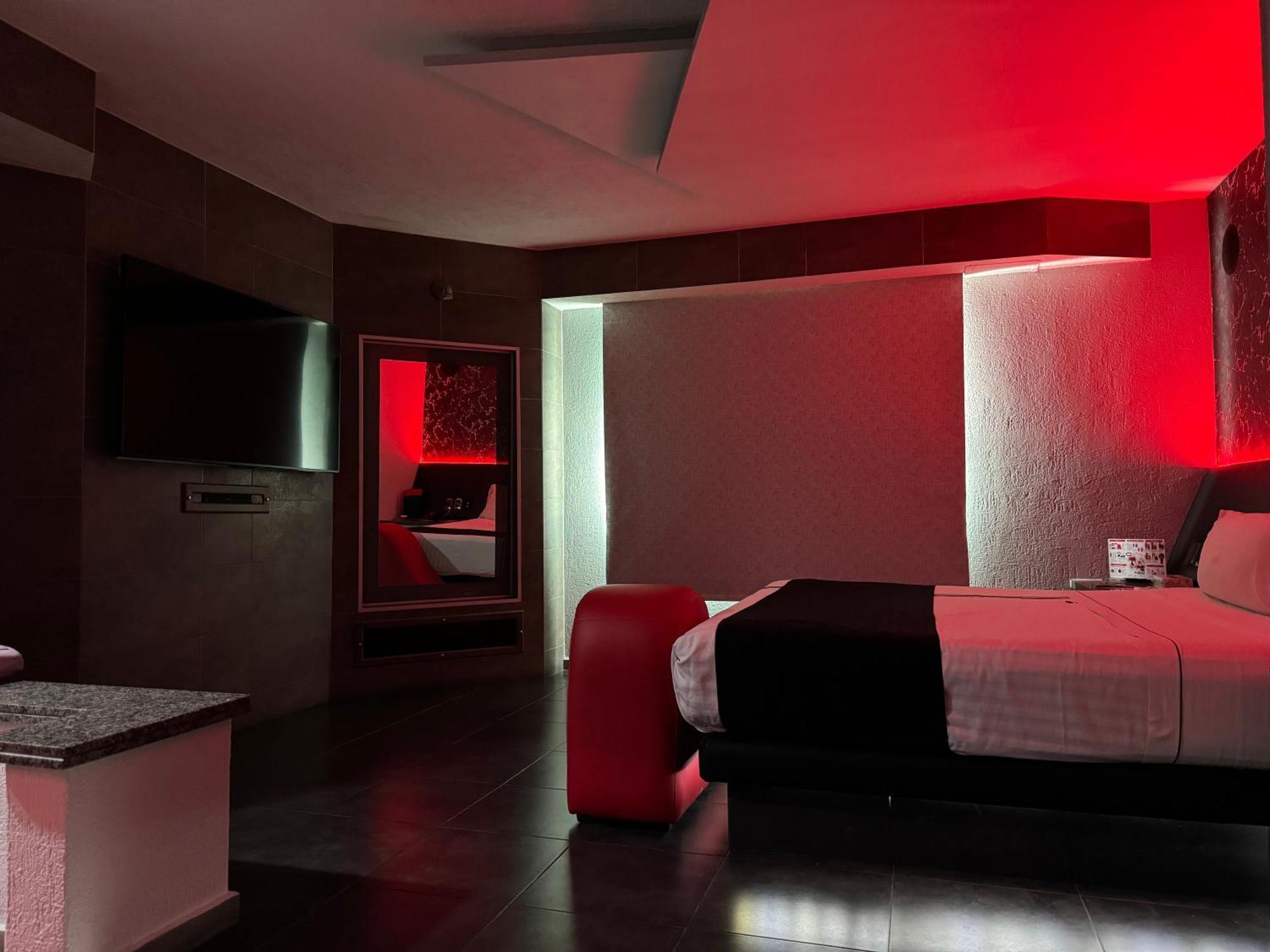 Kuboz Motor Hotel Zapopan Dış mekan fotoğraf
